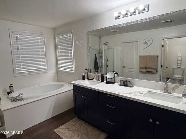 2239 E BOWKER Street, Phoenix, AZ 85040
