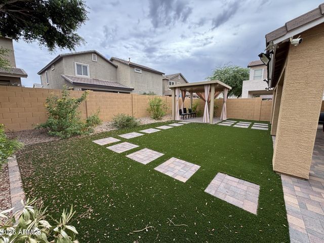 2239 E BOWKER Street, Phoenix, AZ 85040