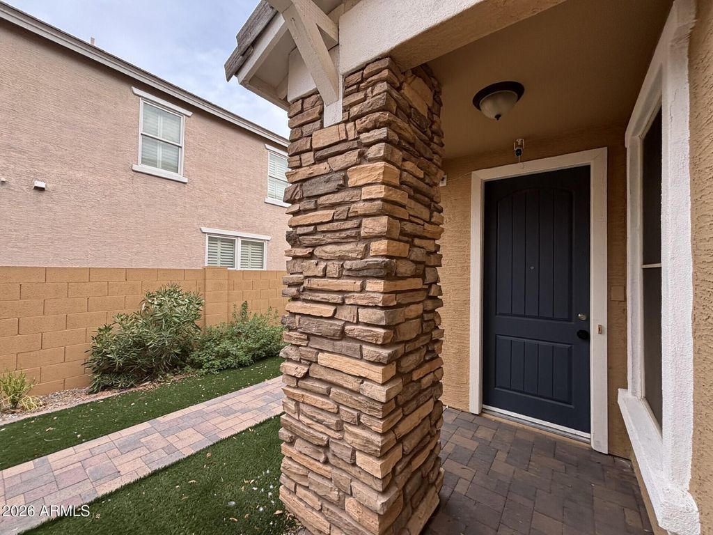 2239 E BOWKER Street, Phoenix, AZ 85040 — photo 3