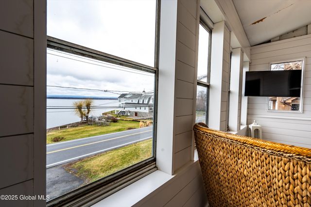 1102 Route 9P, Saratoga Springs, NY 12866