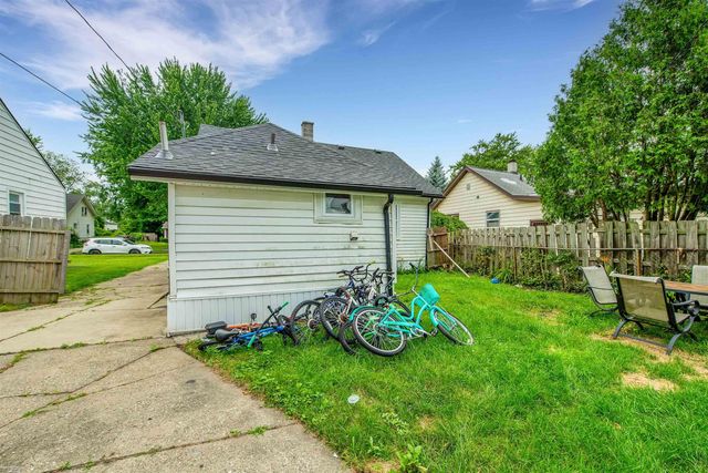 5056 Lafontaine Street, Detroit, MI 48236