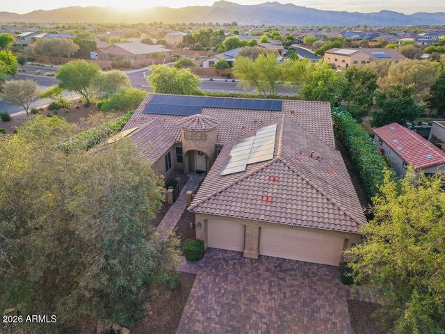 18074 W TURNEY Avenue, Goodyear, AZ 85395