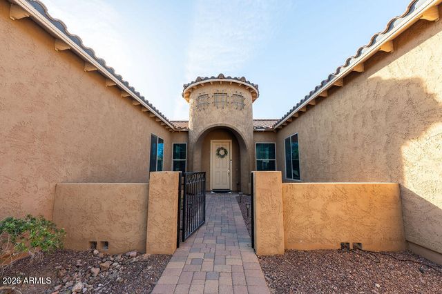 18074 W TURNEY Avenue, Goodyear, AZ 85395