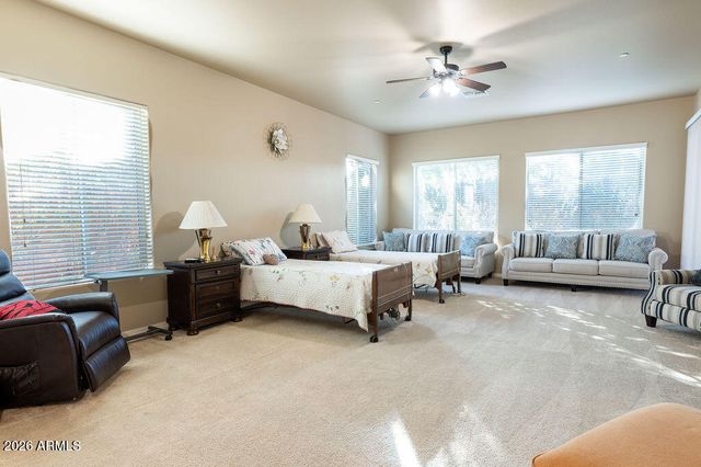 18074 W TURNEY Avenue, Goodyear, AZ 85395