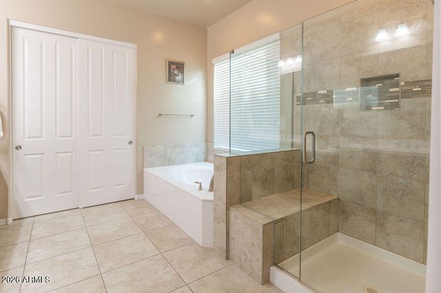 18074 W TURNEY Avenue, Goodyear, AZ 85395
