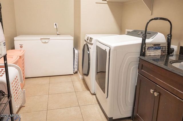 18074 W TURNEY Avenue, Goodyear, AZ 85395