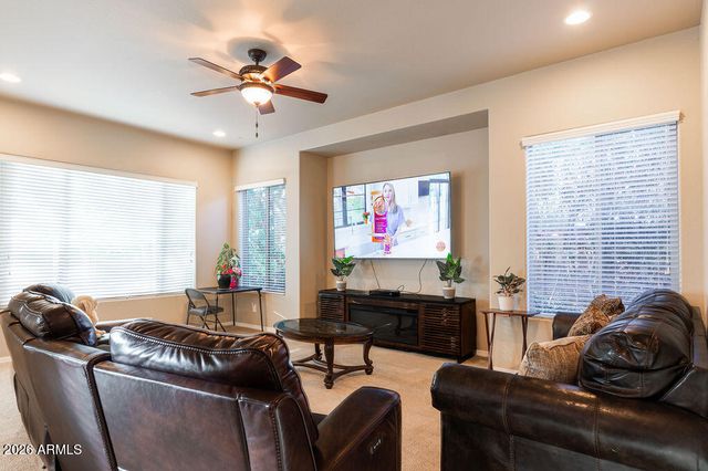 18074 W TURNEY Avenue, Goodyear, AZ 85395