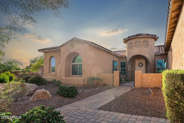 18074 W TURNEY Avenue, Goodyear, AZ 85395