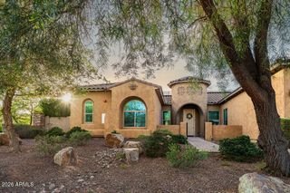 18074 W TURNEY Avenue, Goodyear, AZ 85395
