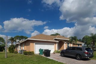 1881 SW Elijah Ave, Port St. Lucie, FL 34953