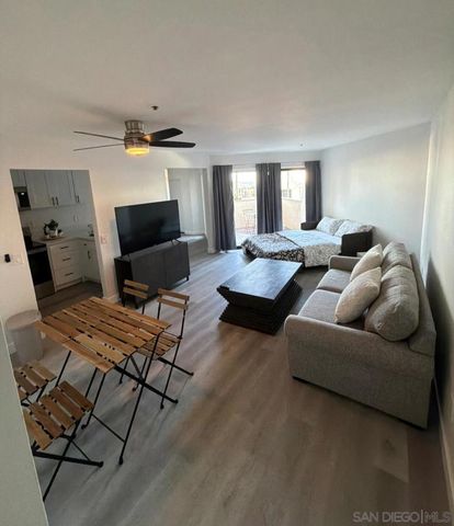 4465 Ocean Front 4, San Diego, CA 92109