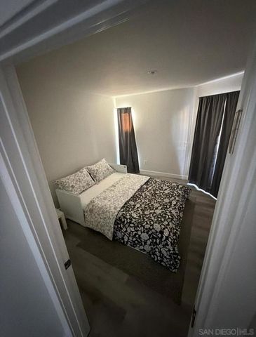 4465 Ocean Front 4, San Diego, CA 92109