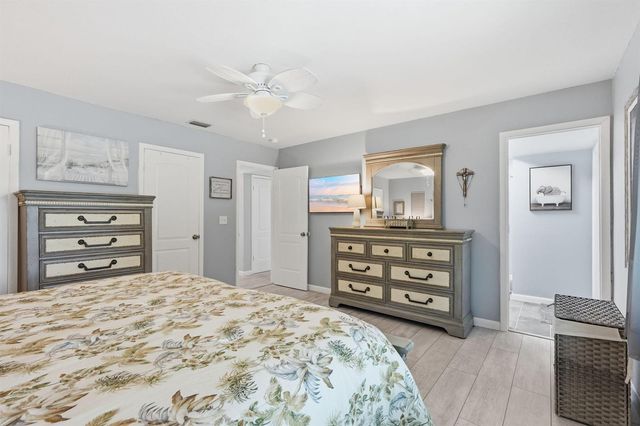 2773 SE Pine Valley Street, Port St. Lucie, FL 34952