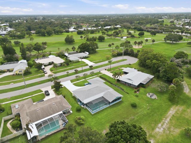 2773 SE Pine Valley Street, Port St. Lucie, FL 34952