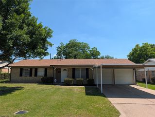 245 Rancho Drive, Saginaw, TX 76179