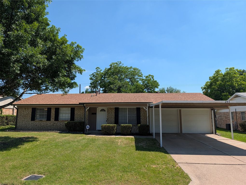 245 Rancho Drive, Saginaw, TX 76179