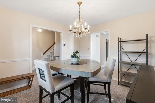 614 HIGHLAND TER, Holmes, PA 19043