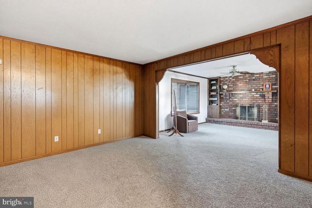 614 HIGHLAND TER, Holmes, PA 19043