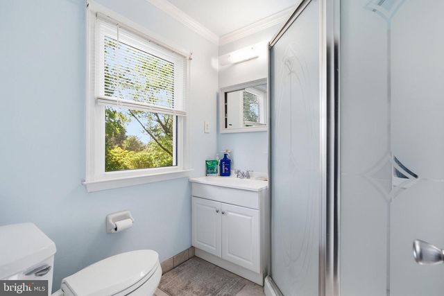 614 HIGHLAND TER, Holmes, PA 19043