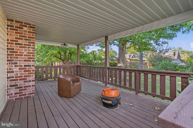 614 HIGHLAND TER, Holmes, PA 19043