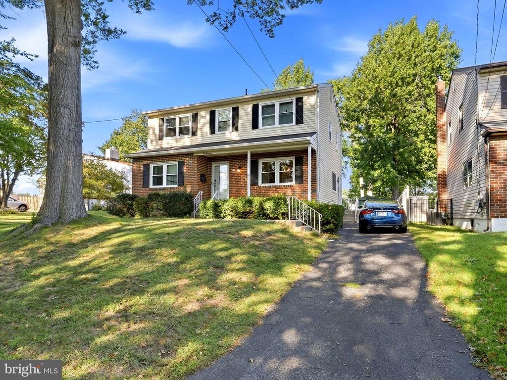 614 HIGHLAND TER, Holmes, PA 19043 — photo 2