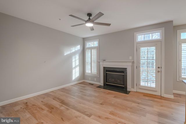 4912 WAPLE LN, Alexandria, VA 22304