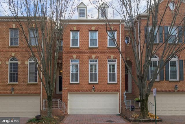 4912 WAPLE LN, Alexandria, VA 22304