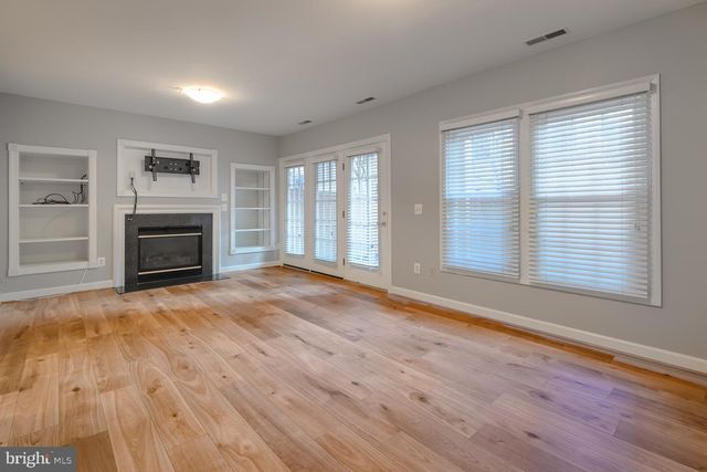 4912 WAPLE LN, Alexandria, VA 22304