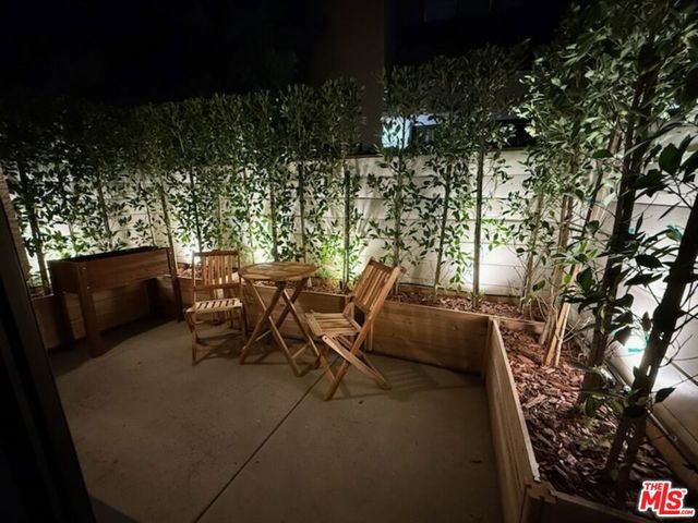 15173 Magnolia Boulevard F, Los Angeles, CA 91403