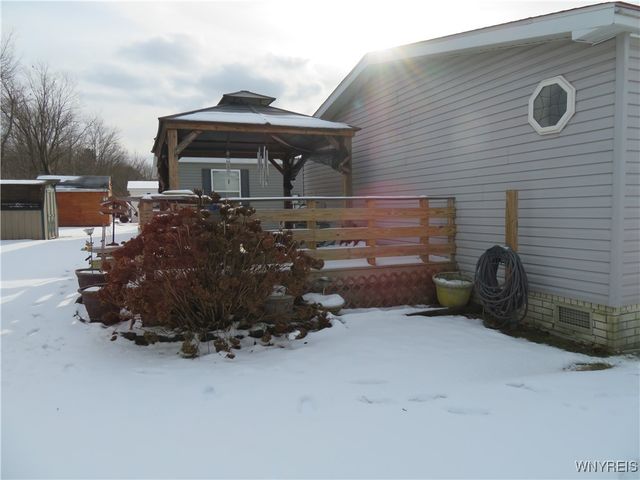5455 Southwestern Boulevard 15, Hamburg, NY 14075