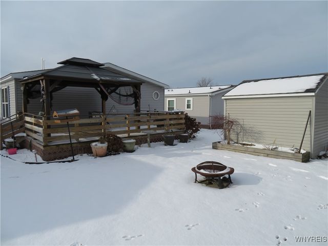 5455 Southwestern Boulevard 15, Hamburg, NY 14075