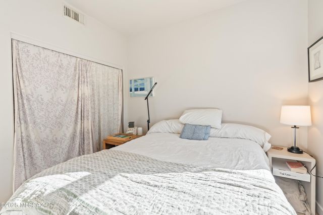 166 E Limberlost Dr Unit 202, Tucson, AZ 85705