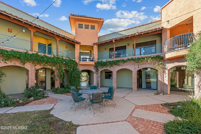 166 E Limberlost Dr Unit 202, Tucson, AZ 85705