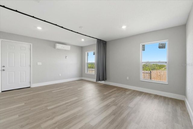 985 HIGHLAND CREST CIRCLE, Lake Wales, FL 33853