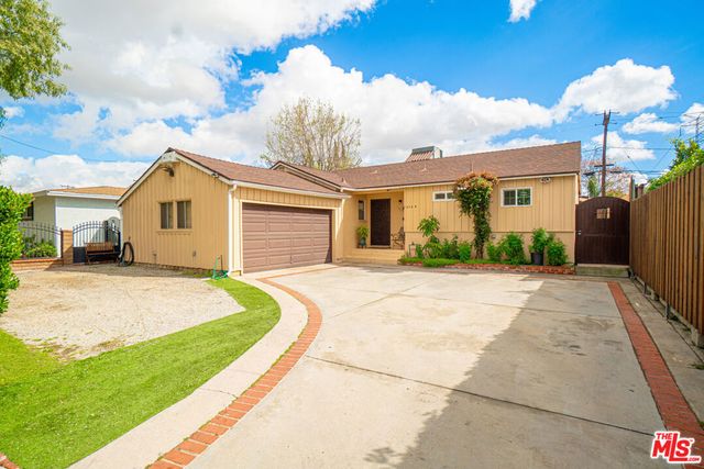13748 Sunburst Street, Arleta, CA 91331