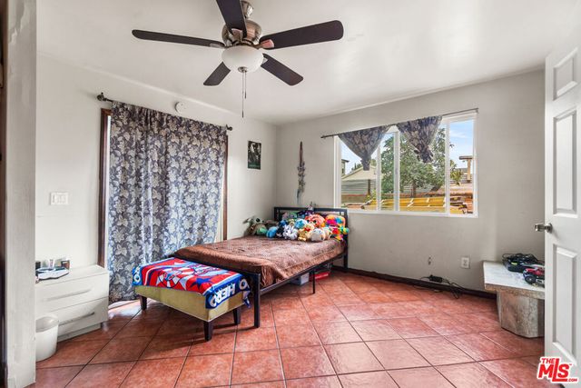 13748 Sunburst Street, Arleta, CA 91331