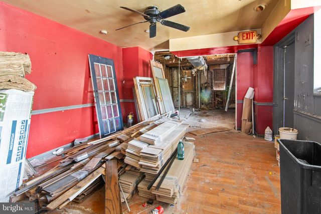 2218 BOSTON ST, Baltimore, MD 21231