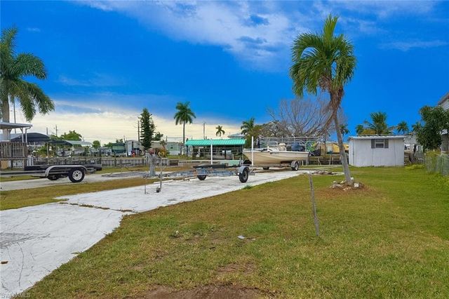 3859 Coconut DR, St. James City, FL 33956