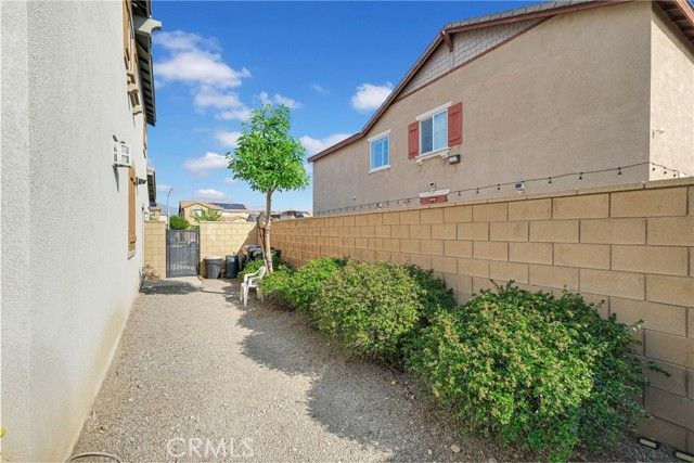 15457 Red Pepper Place, Fontana, CA 92336