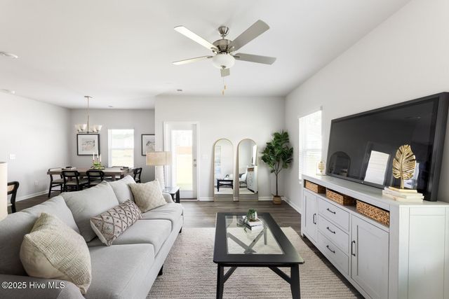 107 Maymont Street NW, Supply, NC 28462