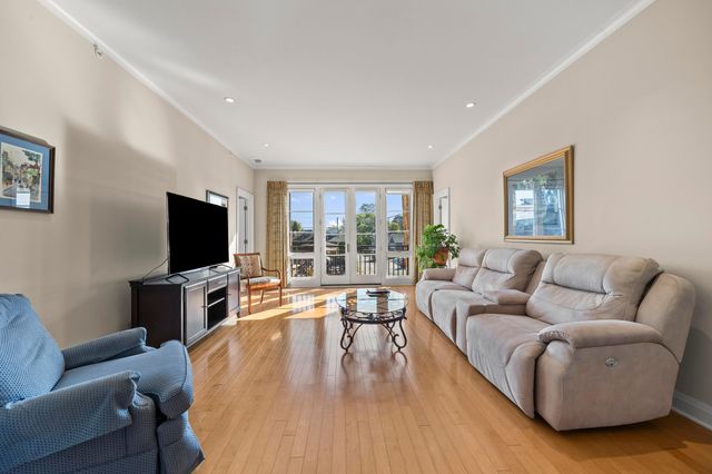 1475 W 3rd Avenue, 204, Columbus, OH 43212