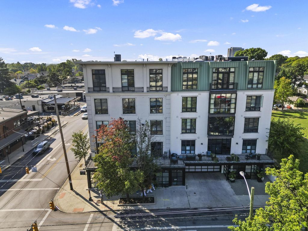 1475 W 3rd Avenue, 204, Columbus, OH 43212
