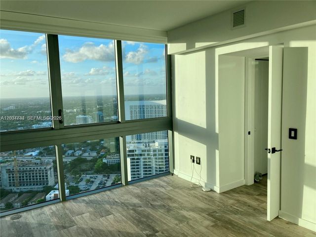 650 NE 32nd St 4408, Miami, FL 33137