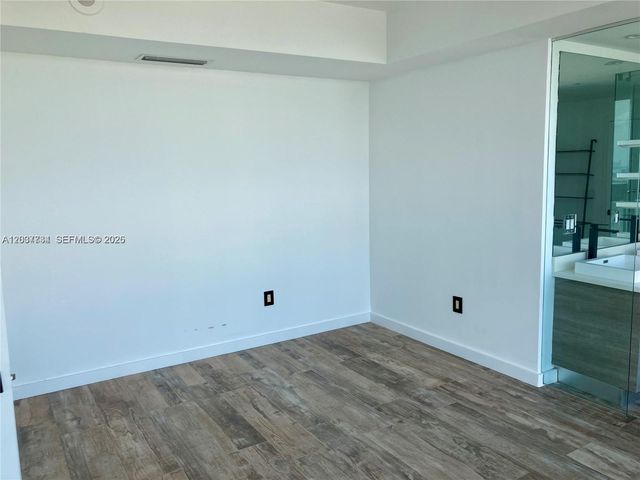 650 NE 32nd St 4408, Miami, FL 33137