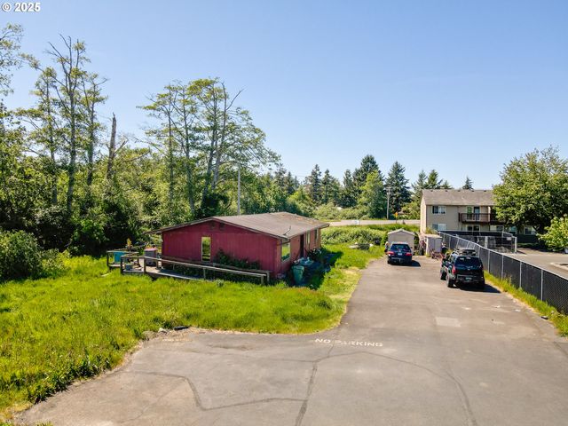 47 Ne SKIPANON Dr, Warrenton, OR 97146
