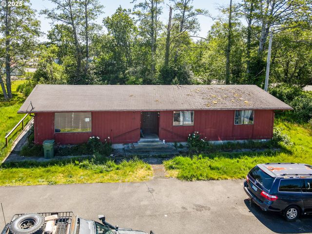 47 Ne SKIPANON Dr, Warrenton, OR 97146