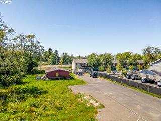 47 Ne SKIPANON Dr, Warrenton, OR 97146