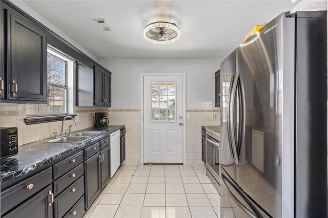 2495 Brookside Street, Springdale, AR 72764