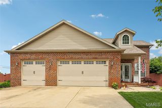 1452 Dale Drive, Troy, IL 62294