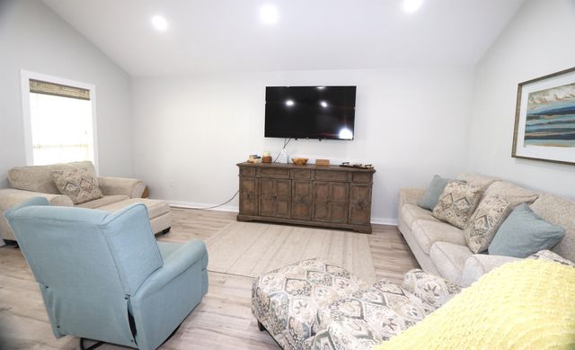 3150 Hwy 1, Grand Isle, LA 70358